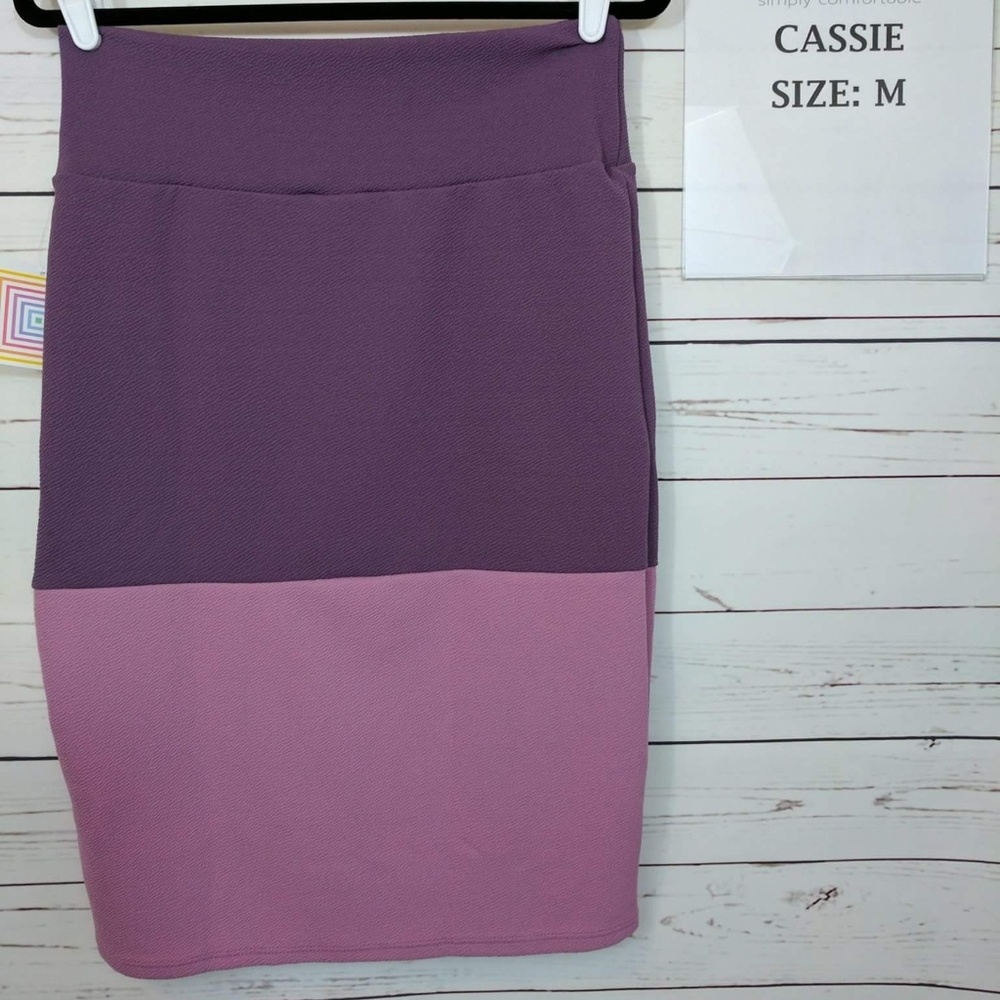 Lularoe Cassie Skirt - Picture 1 of 2